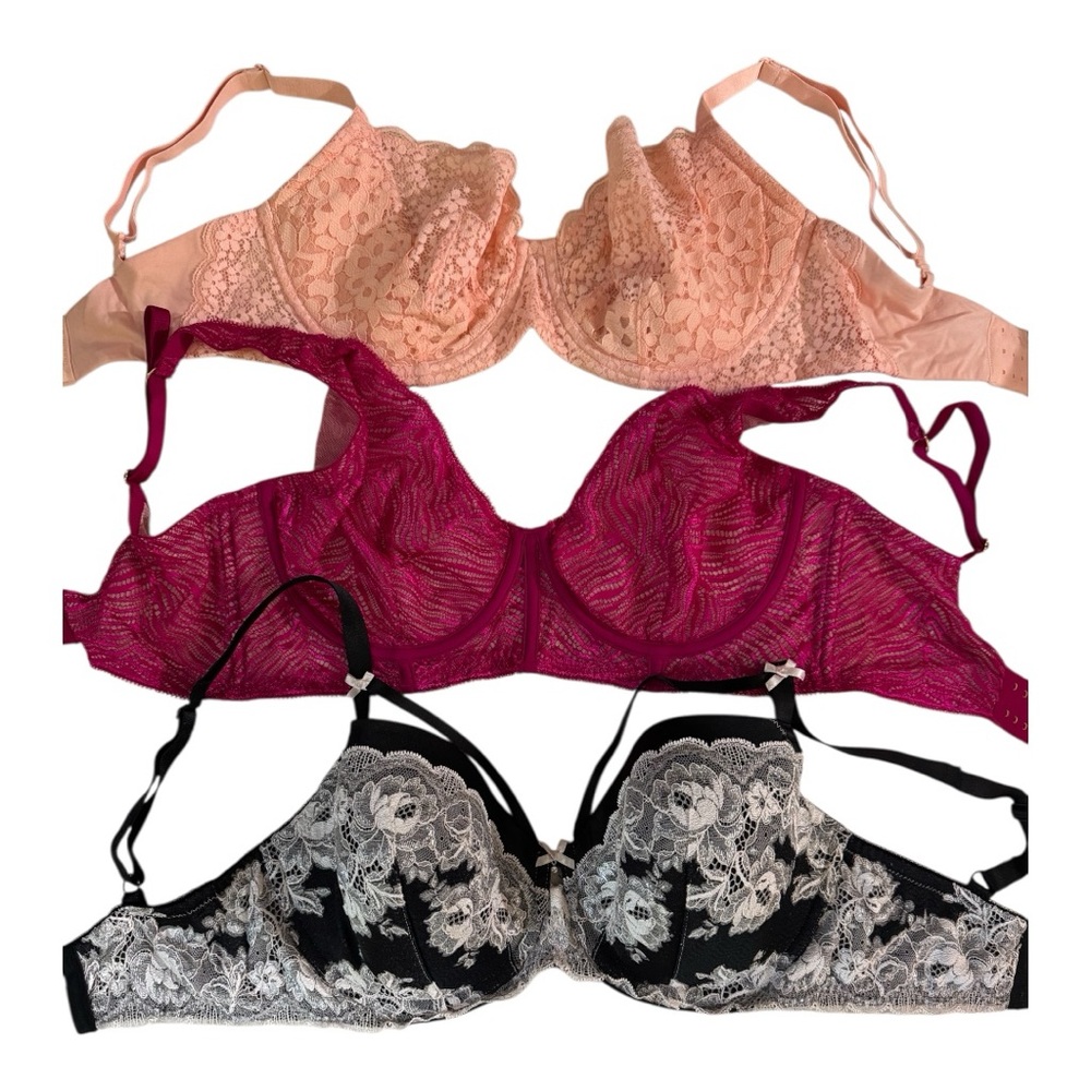 Three Victoria’s Secret Underwire Bras - 34ddd